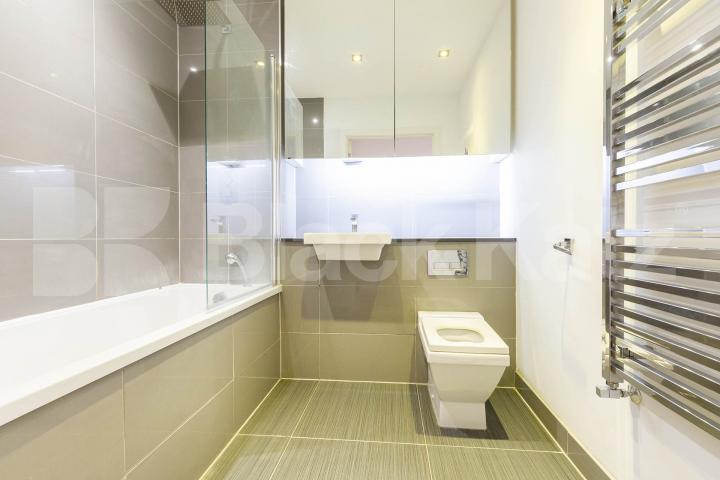 2 bedroom apartment within a contemporary building with a private terrace Heneage Street , Brick Lane 